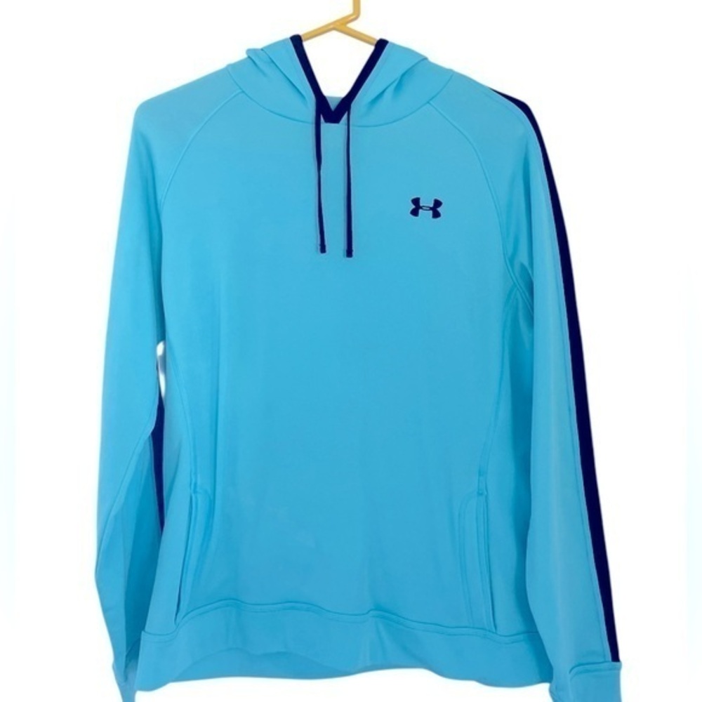 Under Armour women’s Sky Blue Hoodie with Navy Accents in size Large